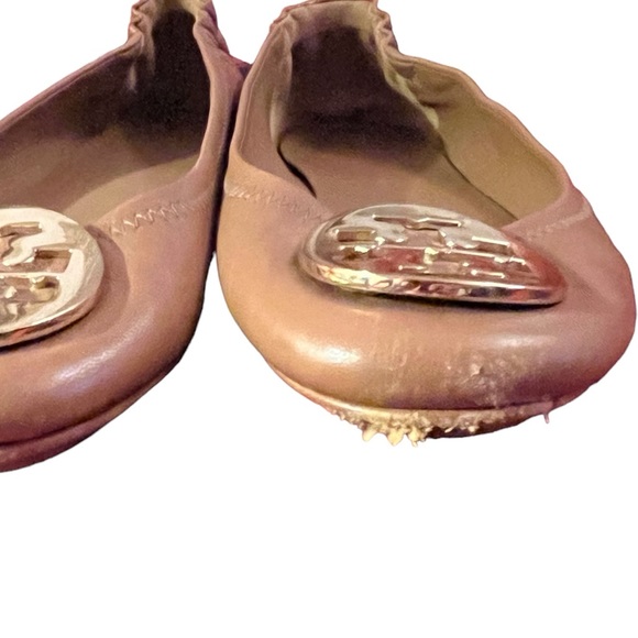 TORY BURCH brand MINI TRAVEL BALLET 🩰 SLIPPERS. Size 7. Very gently worn. - Picture 7 of 7